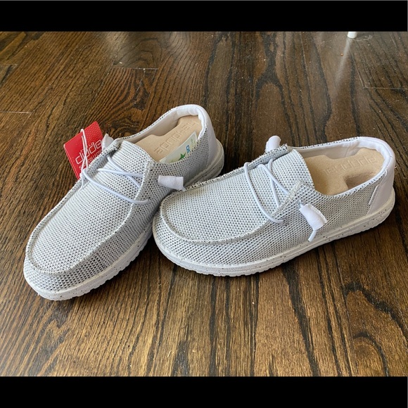 Womens Hey Dudes, Size 6, NWT 👟 - Picture 1 of 5